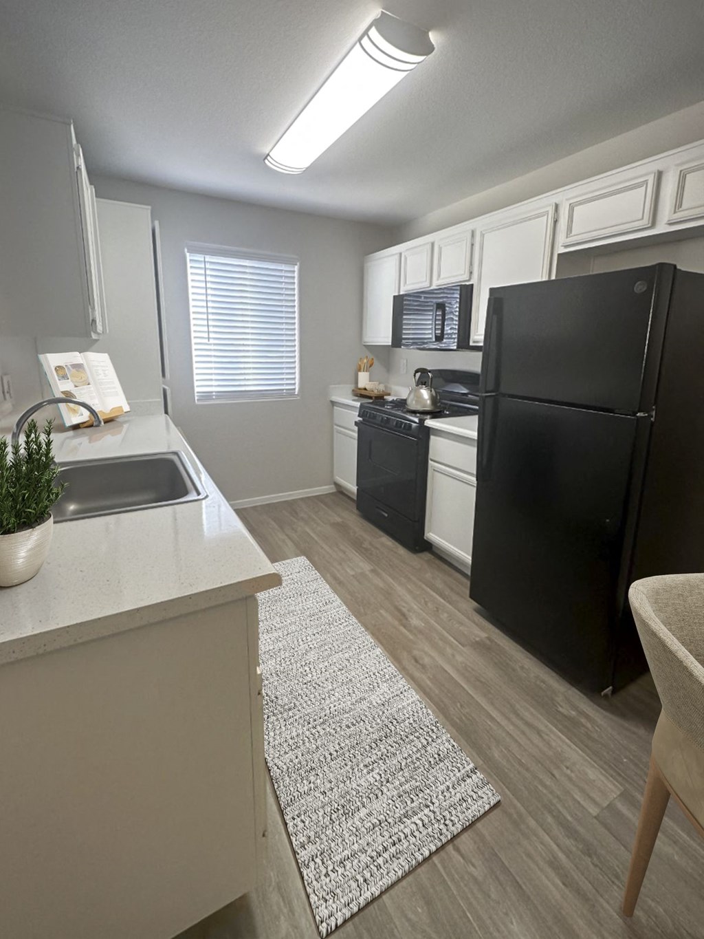Kitchen at Parkway at Silverado Ranch, Nevada