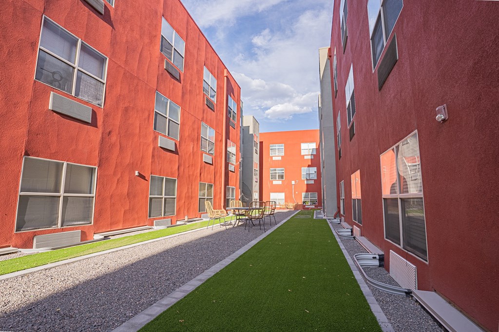 Courtyard at ParcOne60, Reno