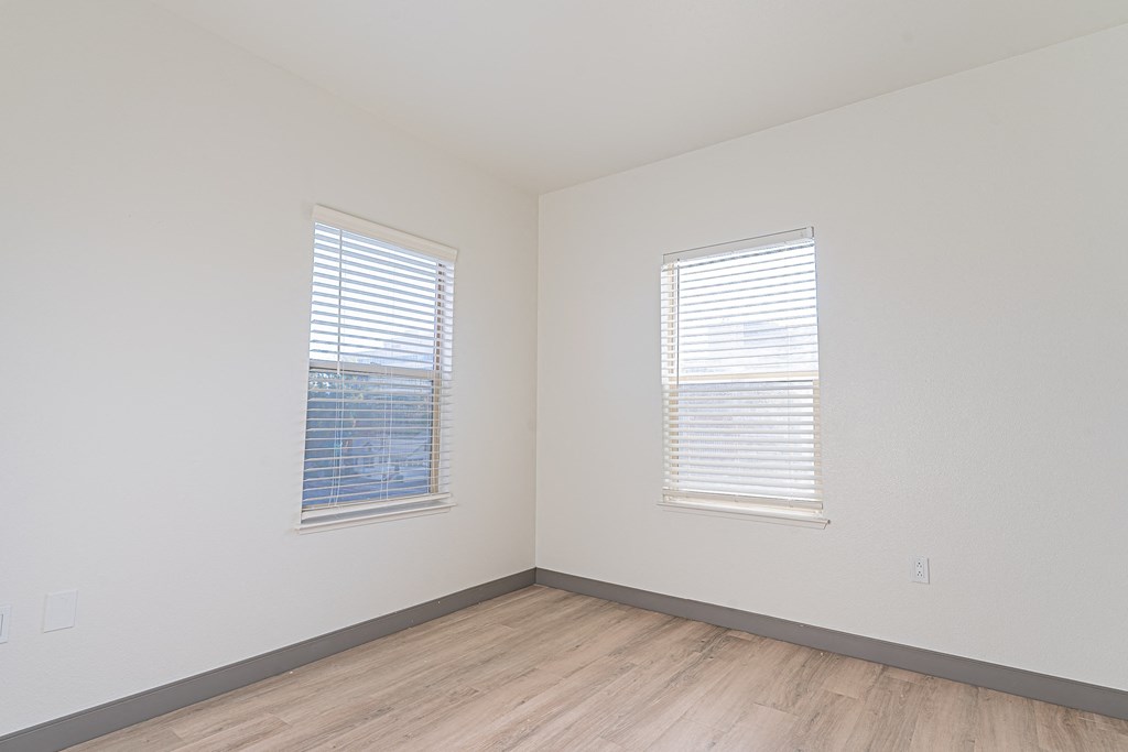 Windows at ParcOne60, Reno, NV, 89501