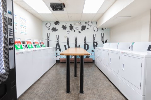 Community Laundry at The Onyx at 695, Reno