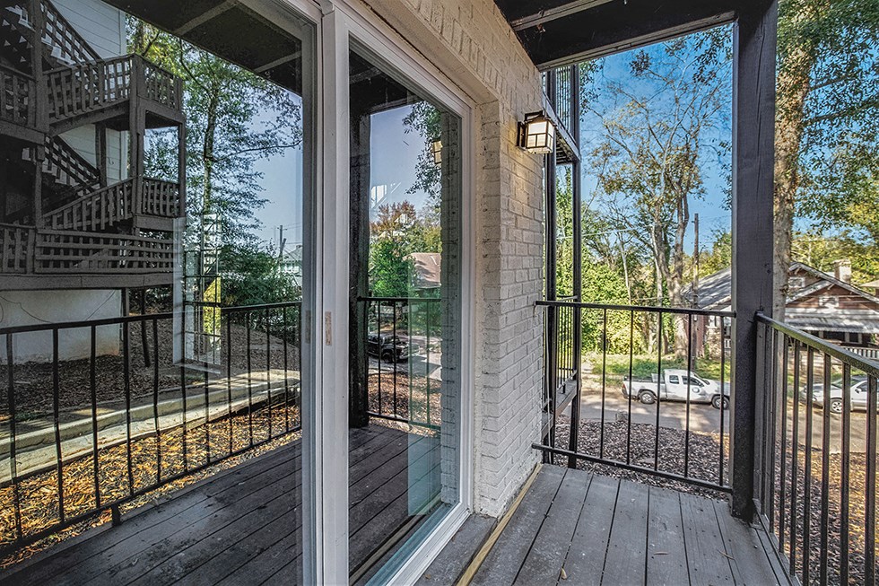 Eight on 16 Exterior