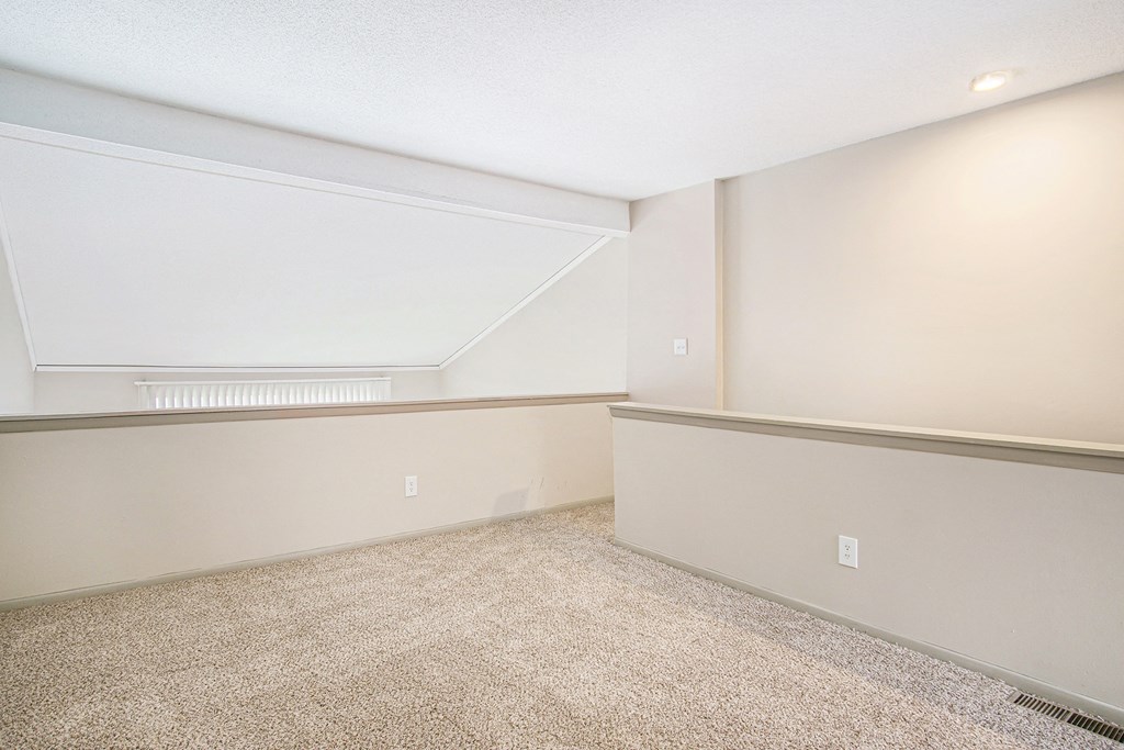 Nova Highland Interior