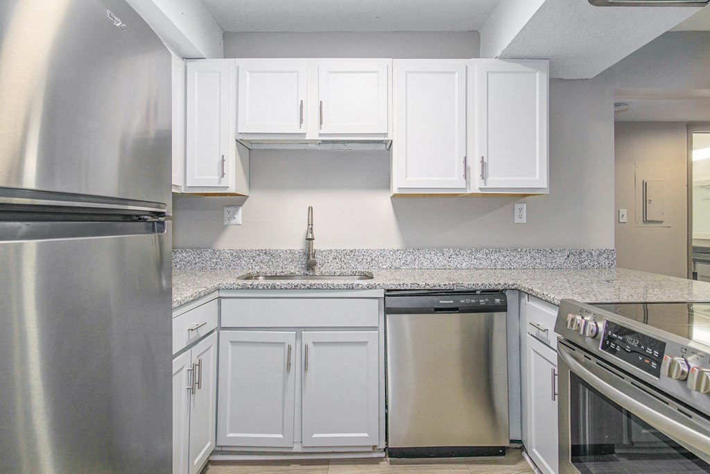 Nova Highland Apartments, 2912 Pawnee Avenue South, Birmingham, AL