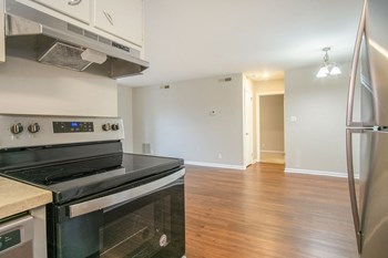 Oakwood Interior - Photo Gallery 5