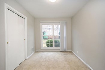 Oakwood Interior - Photo Gallery 3