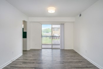 Cahaba Brook Interior - Photo Gallery 14