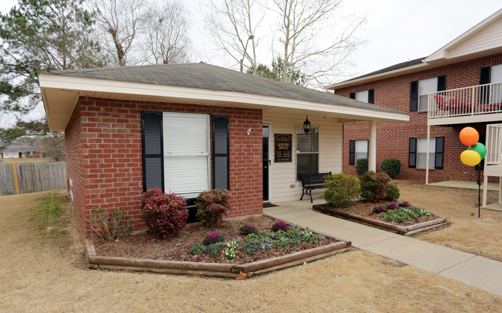 Legacy at River Run Exterior