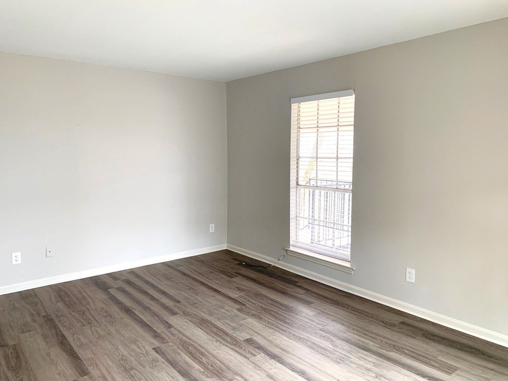 Eight on 16 Interior