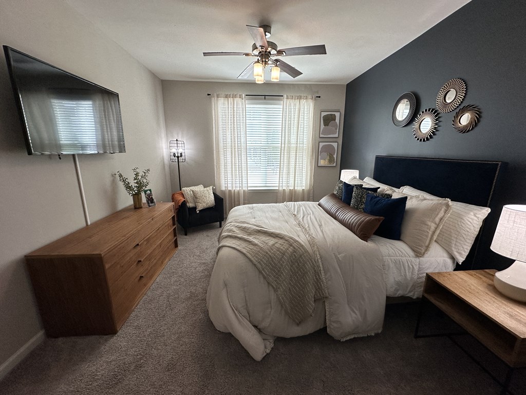 a bedroom with a lar at Watermark at Steele Crossing, Arkansas, 72703