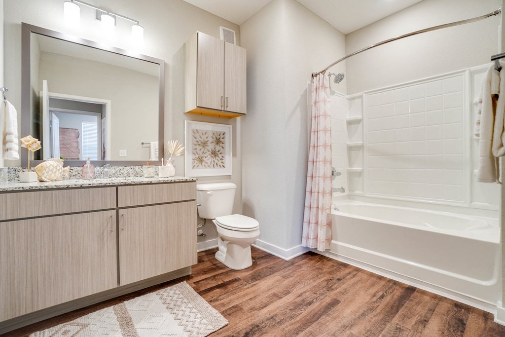 Bathroom With Bathtub at Watermark at Urban Blu, Panama City Beach