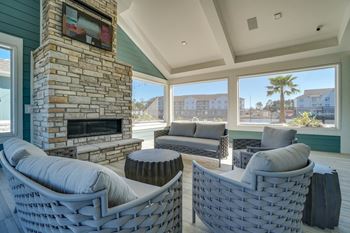Outdoor Firepit Lounge at Watermark at Urban Blu, Florida