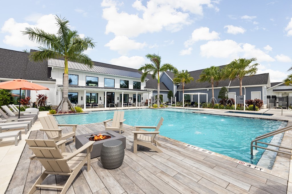 the swimming pool at The Sophia, Venice, FL, 34275