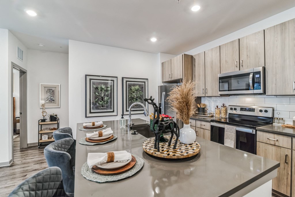 Eat-In Kitchen at Canter, Ocala, FL, Florida