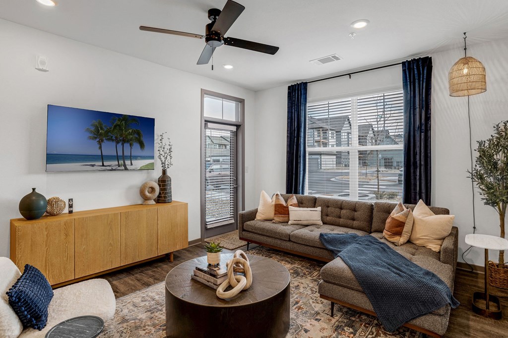 Living Area With TV at Notch66, Longmont, 80504