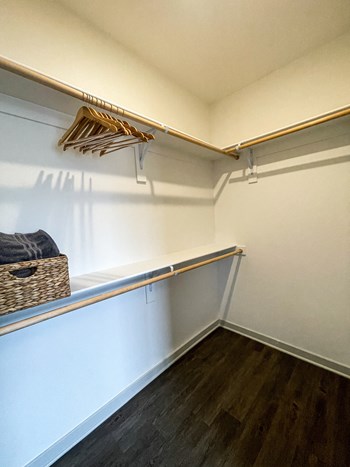 7295 Ascent View 1-3 Beds Apartment for Rent - Photo Gallery 4