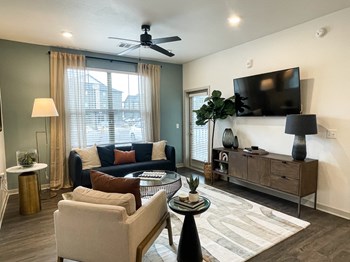 7295 Ascent View 1-3 Beds Apartment for Rent - Photo Gallery 3