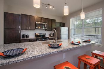 Fitted Kitchen at Watermark at Steele Crossing, Fayetteville, 72703