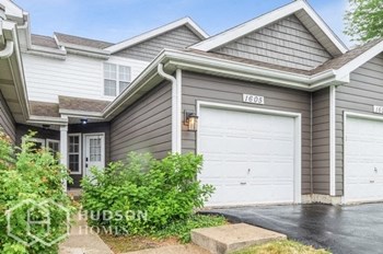 Hudson Homes Management Single Family Homes - 1605 WOODCREST CIR, MUNDELEIN, IL, 60060 - Photo Gallery 2