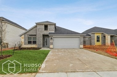 Hudson Homes Management Single Family Homes – 204 Arrow Wood Rd, Waxahachie, TX, 75165