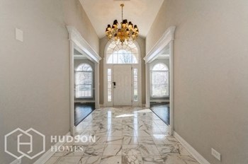 Hudson Homes Management Single Family Home For Rent Pet Friendly remodeled kitchen remodeled bathroom beautiful lawn spacious vaulted ceiling island kitchen granite patio ceramic tile  2117 FARGO BOULEVARD GENEVA Illinois 60134 - Photo Gallery 2