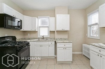 Hudson Homes Management Single Family Homes - 246 Pindle Ave Unit 2, Englewood, NJ, 07631 - Photo Gallery 2