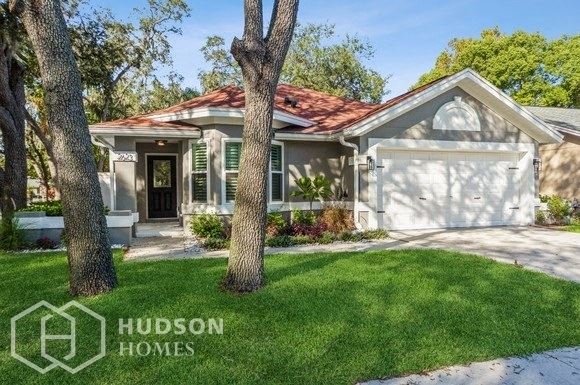 Hudson Homes Management Single Family Home For Rent Pet Friendly Valrico Home For Rent - Photo Gallery 1