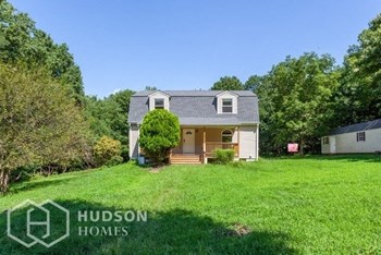 Hudson Homes Management Hudson Homes Management Single Family Home For Rent Pet Friendly 29 N Earlton Road Havre De Grace MD 21078 3 bedrooms 2 bathrooms refrigerator microwave dishwasher carpet back yard deck detached garage primary bedroom ceiling fan - Photo Gallery 2
