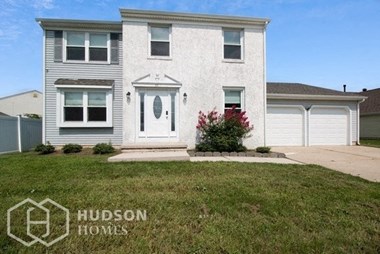 35 SLEEPY HOLLOW LN 4 Beds House for Rent - Photo Gallery 1