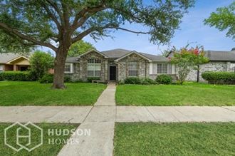 Hudson Homes Management Single Family Homes - 4136 Clary Dr, The Colony, TX, 75056
