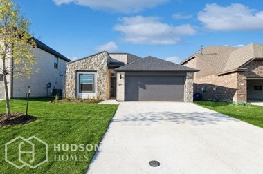 Hudson Homes Management Single Family Homes – 650 Erin Hills Dr, Red Oak, TX, 75154