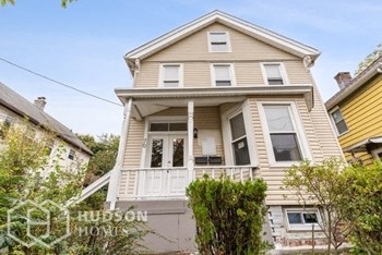 70 Mitchell Street Unit 2 2 Beds House for Rent - Photo Gallery 2