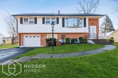 Hudson Homes Management Single Family Homes – 710 Charles Rd, Lopatcong Twp, NJ, 08865