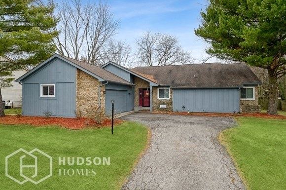 Hudson Homes Management Single Family Homes – 723 Bennett Rd, Carmel, IN 46032 - Photo Gallery 1