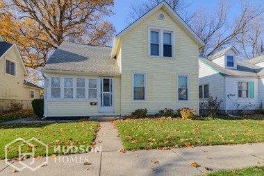 812 GARFIELD ST 3 Beds House for Rent Photo Gallery 1