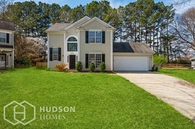 Hudson Homes Management Single Family Homes – 8300 Gidleigh Ct, Charlotte, NC, 28216