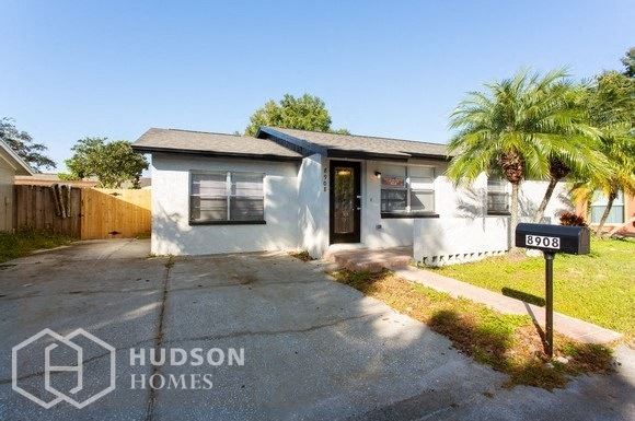 Hudson Homes Management Single Family Home For Rent Pet Friendly  - 8908 High Ridge Ct, Tampa, FL 33634 - Photo Gallery 1