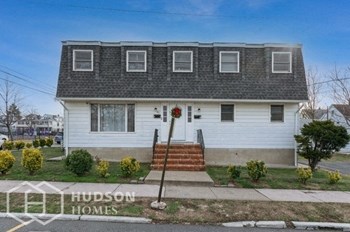 91 CAMBRIDGE AVENU Unit 2 2 Beds House for Rent