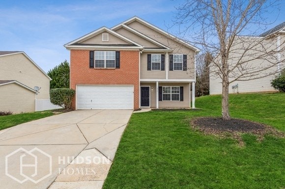 Hudson Homes Management Single Family Home 926 River Trail Rd, Lowell, NC 28098, USA