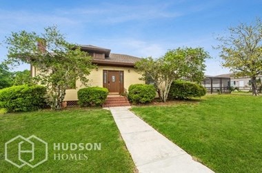 Hudson Homes Management Single Family Homes- 116 W Arborvitae Ln, Polk City, FL 33868