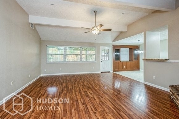 Hudson Homes Management Single Family Homes - 1610 Jo Ann Ln, Sugar Land, TX, 77498