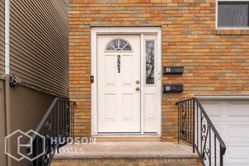 Hudson Homes Management Single Family Homes - 221 SUSSEX ST Unit 2, HARRISON, NJ, 07029 - Photo Gallery 2