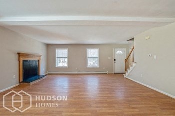 Hudson Homes Management Single Family Home For Rent Pet Friendly 34 Kent Rd Westminster MA 01473 3 bedrooms 2 bathrooms carpet stainless steel appliances dishwasher refrigerator microwave basement fireplace - Photo Gallery 4