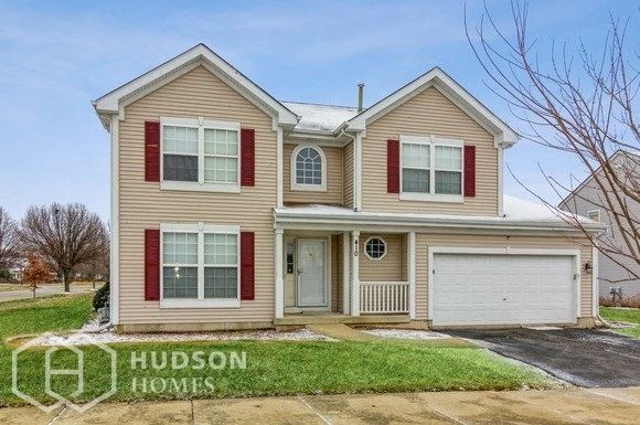 Hudson Homes Management Single Family Homes – 410 Ogden Fls Blvd, Oswego, IL, 60543 - Photo Gallery 1