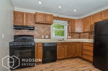 Hudson Homes Management Single Family Homes - 48 Awood Place, Unit 1, Cheektowaga, NY, 14225 - Photo Gallery 5