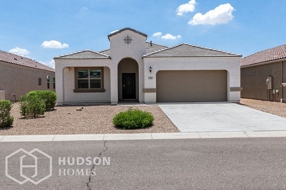 Hudson Homes Management Single Family Home 5015 E Andalusite Ln, San Tan Valley, AZ 85143, USA