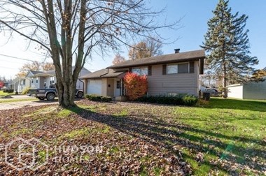 Hudson Homes Management Single Family Homes- 604 NOTRE DAME AVENUE, YOUNGSTOWN, OH 44515
