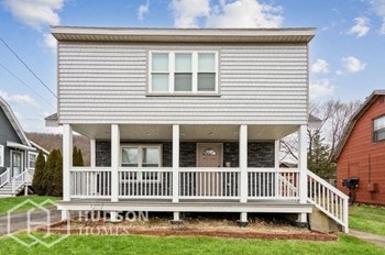 70 Highland Ave 3 Beds House for Rent - Photo Gallery 2