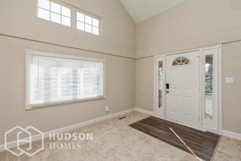 Hudson Homes Management Hudson Homes Management Single Family Home For Rent Pet Friendly 901 Keen St Zanesville OH 43701 3 bedrooms 1 bathroom sunroom refrigerator carpet detached garage two story laundry area washer dryer connection hardwood floor - Photo Gallery 4