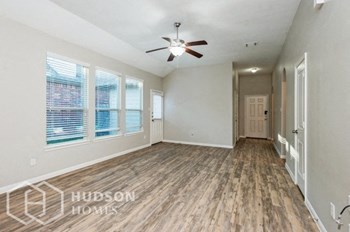 11243 Glenforest Dr 3 Beds House for Rent - Photo Gallery 2