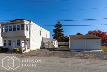 Hudson Homes Management Hudson Homes Manageme0nt Single Family Home – 11 Brook St Unit #2 For Rent - Photo Gallery 3
